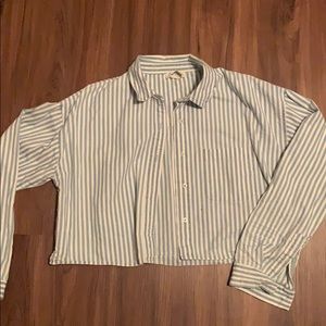 Cropped button up